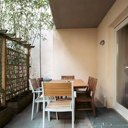 Aparthotel Schoenhouse Street *