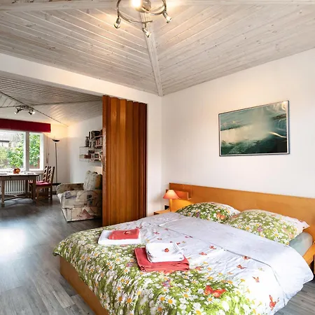 Apartment Small-residence *