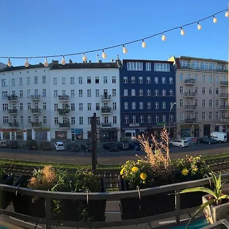 Enjoy Prenzlauer Berg At Its Best - Bright, Spacious, Ideally Located On 60M2 For 2 People Apartment Berlin