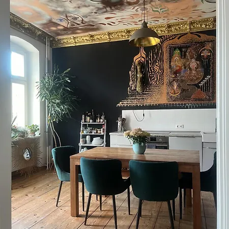 Spirit & Style - Grosszuegige, Helle Altbauwohnung In Bester Prenzlauer Berg Lage