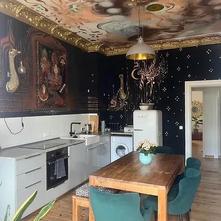 Spirit & Style - Grosszuegige, Helle Altbauwohnung In Bester Prenzlauer Berg Lage Berlin