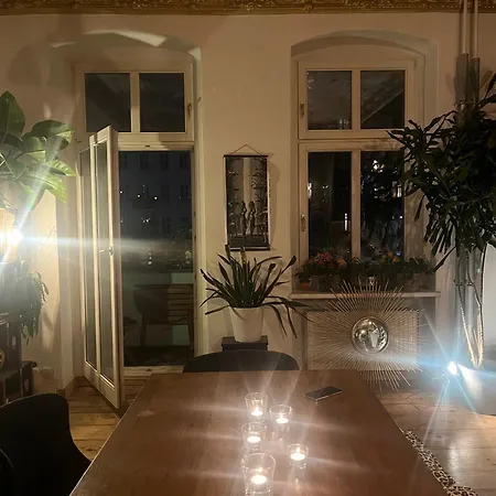 Spirit & Style - Grosszuegige, Helle Altbauwohnung In Bester Prenzlauer Berg Lage * Berlin