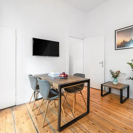 Apartment The Stralauer, 1 Bed Up To 2 People, Friedrichshain