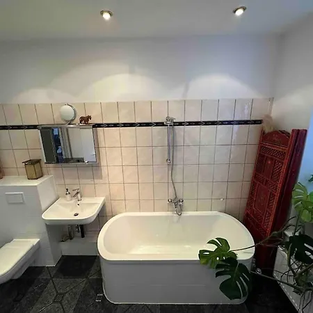 Apartamento Berliner Altbaubauwohnung In Mitte