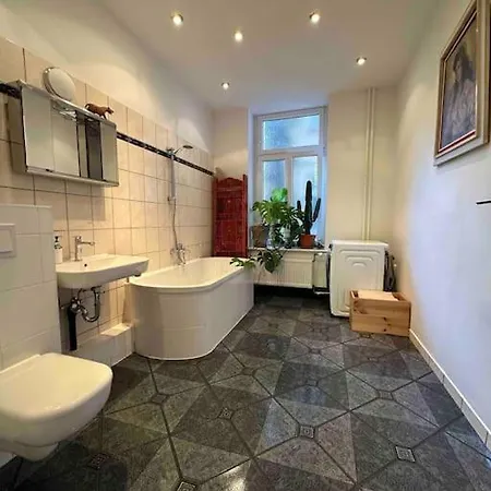 Apartamento Berliner Altbaubauwohnung In Mitte *