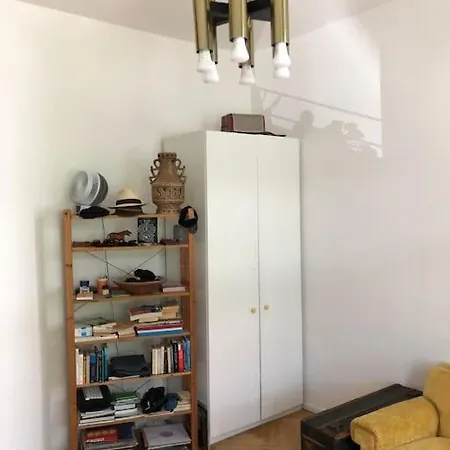 Berliner Altbaubauwohnung In Mitte Apartamento