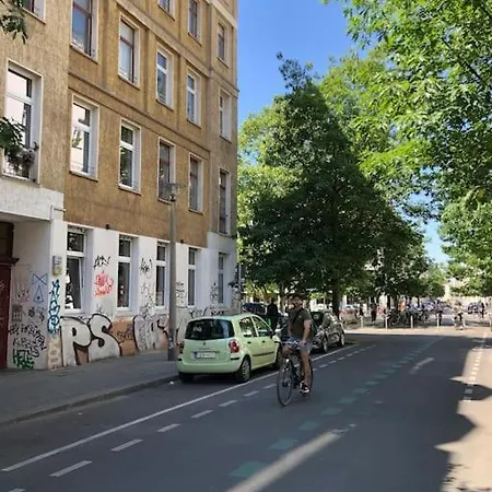 Berliner Altbaubauwohnung In Mitte Berlín