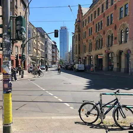 Berliner Altbaubauwohnung In Mitte Apartamento *
