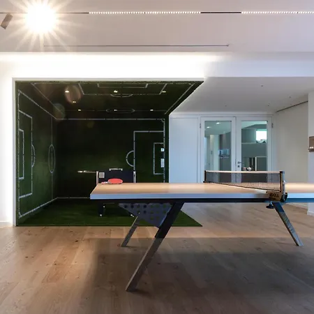 מלון Kpm & Residences 5*