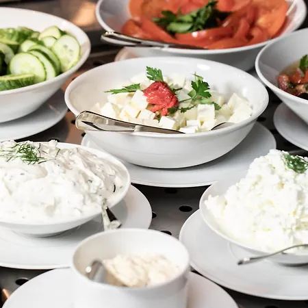 Kpm & Residences 5* ברלין