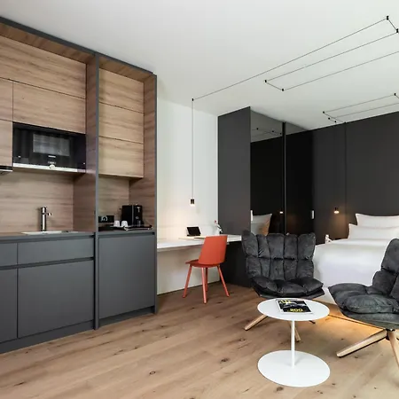 מלון Kpm & Residences