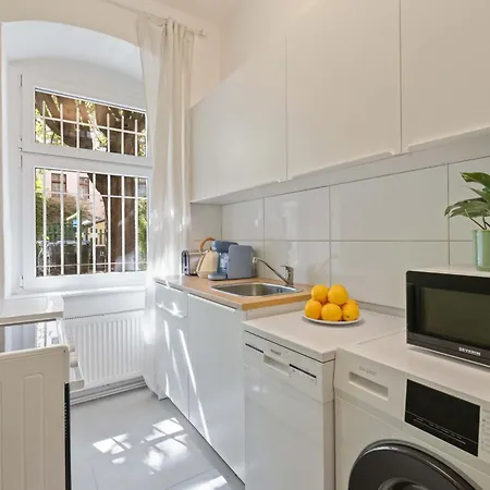 33 I Und N Mitte Apartment *