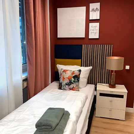 Big 7rms Loft, 1alocation Apartment