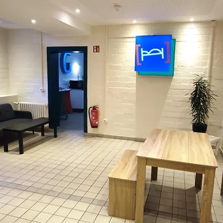 Jugendgästehaus Hauptbahnhof *