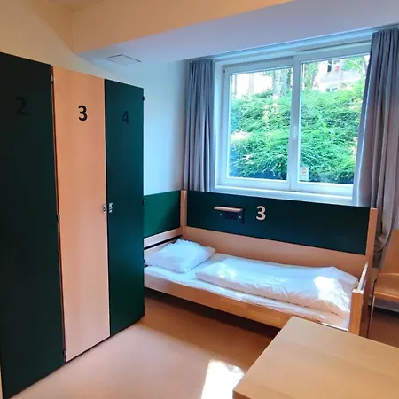 Jugendgästehaus Hauptbahnhof Hostel *