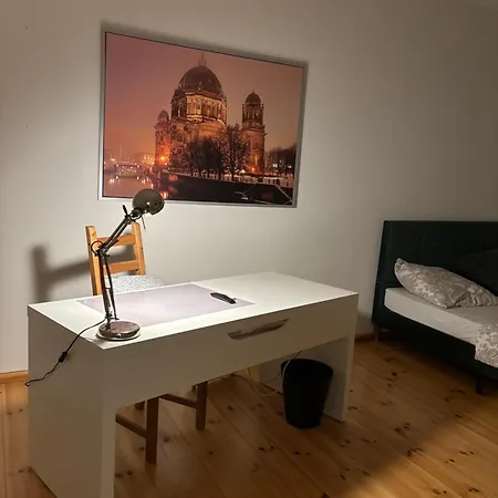 Spacious And Well Equipped Private In An Δωμάτια σε οικογενειακή κατοικία *