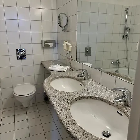 Concorde Am Hotel 3*