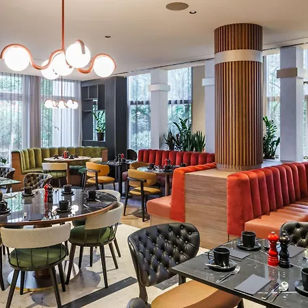 Radisson Red Kudamm Szálloda