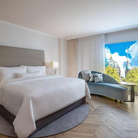 The Westin Grand Hotel 5*