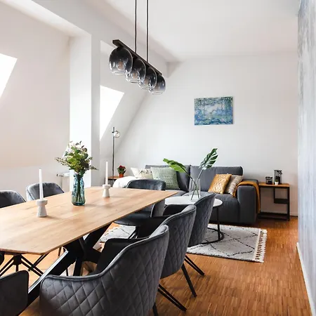 Hybrid Work-play Retreat - 2br, 1b Kreuzberg 公寓 *