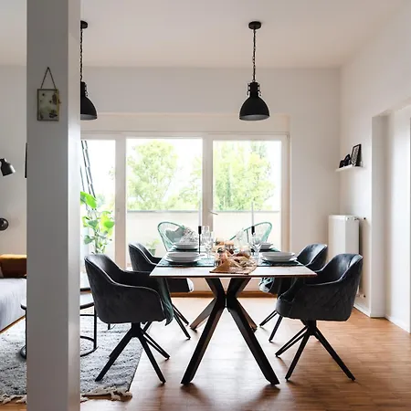 Hybrid Work-play Retreat - 2br, 1b Kreuzberg 公寓 *