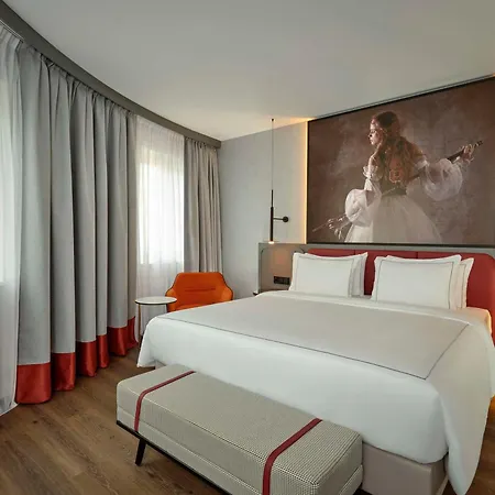 Radisson Red Kudamm