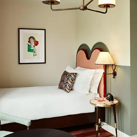 Hotel Mark 4*
