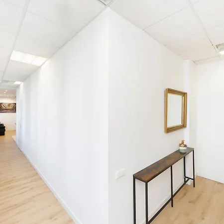 Big 7rms Loft, 1alocation Apartment