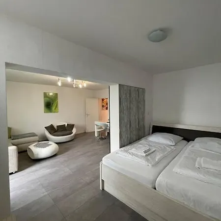 Attractive Flat Near Charlottenburg & Center Apartament