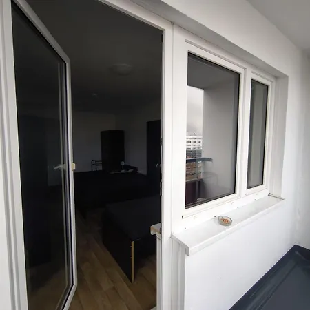 Rhinstr 95 6 Og Apartament