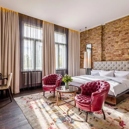 Zoo Hotel
