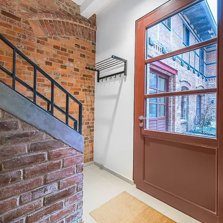 Mitte Loft On 2floors, 150 Qaudratmeter, 2brs, 2bathrooms, Living Room, Dinning Up To 8 Ppl Appartamento *