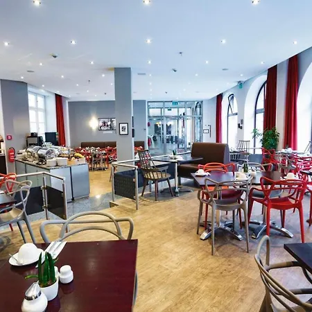 Garner - Checkpoint Charlie By Ihg 4* Berlin