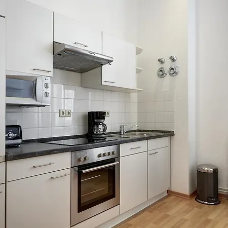 Chausseestrasse Apartment *