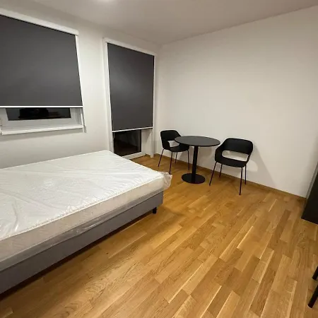 Innsbrucker Platz 1 Apartment *