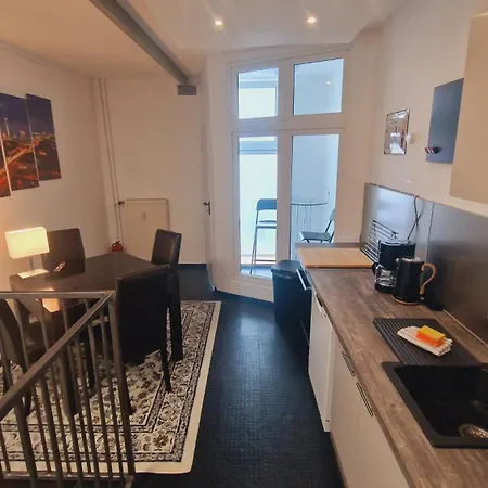 Apartment Kreuzberg 1-4 Guest Bedroom Kitchen Bathroom Cinema *