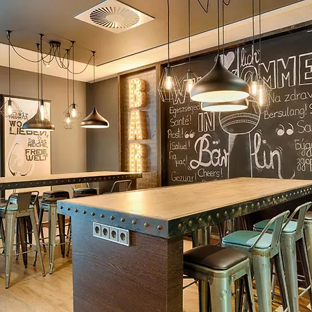 Premier Centre Ξενοδοχείο 3*