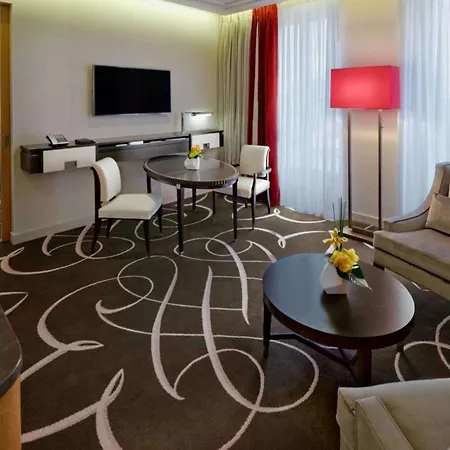 Hotel Waldorf Astoria 5*