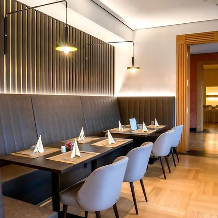 Living Weissensee 4* Berlin