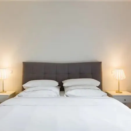 Holiday home Luxury House In City Center