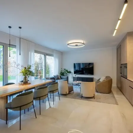 Luxury House In City Center Holiday home Berlin