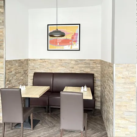 Garner - Schoeneberg By Ihg 3*