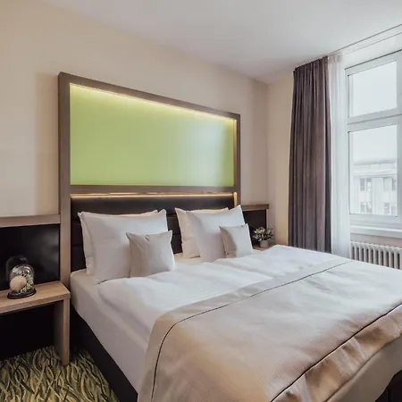 Garner - Charlottenburg, An Ihg Berlin
