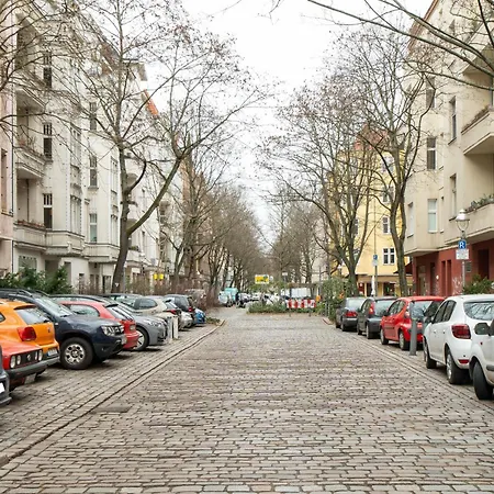 Homely - Luxurious, Spacious, Near Victory Column, River Berlín