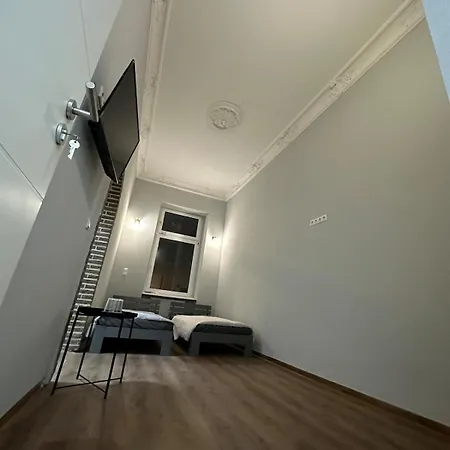 105 * Berlin