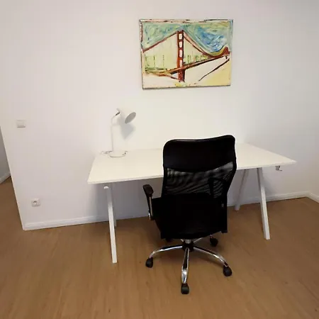 Modernes Ferienapartment In Berlin-neukoelln * Berlin