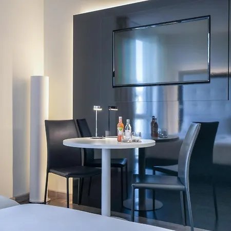 Otel Innside By Melia Mitte