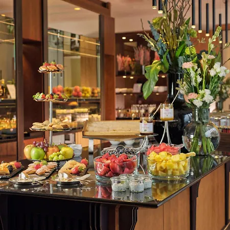 Waldorf Astoria 5*