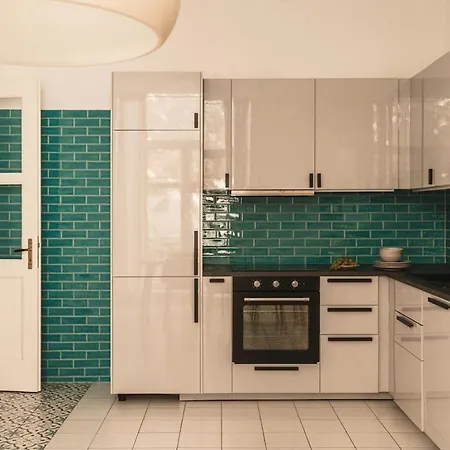 105m2 Duplex Im Herzen Berlins, Neukoelln Apartment