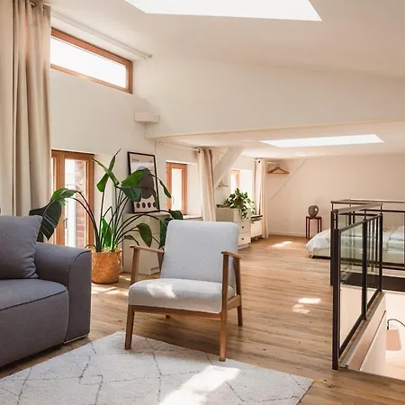 Apartment 105m2 Duplex Im Herzen Berlins, Neukoelln